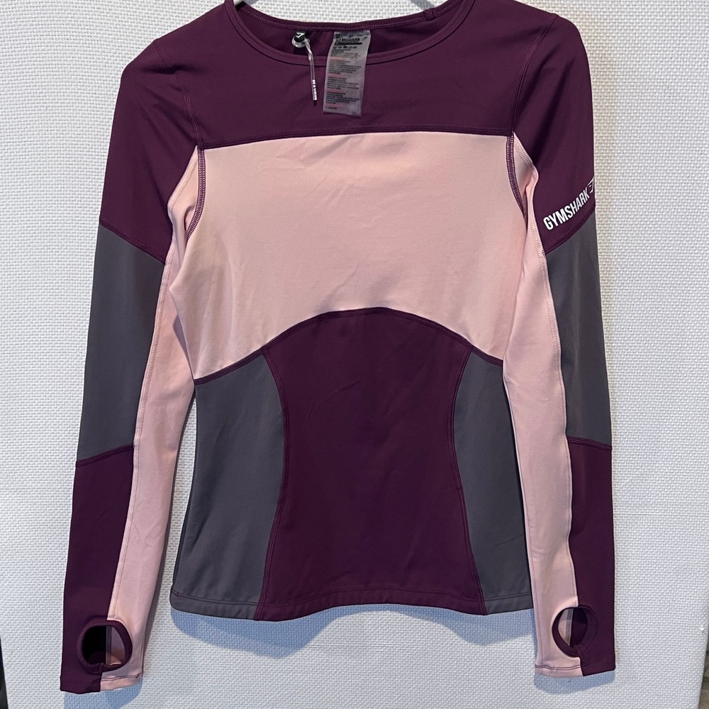 Gymshark Training‎ Long Sleeve Top Medium Athletic Thumb Holes Burgundy Pink